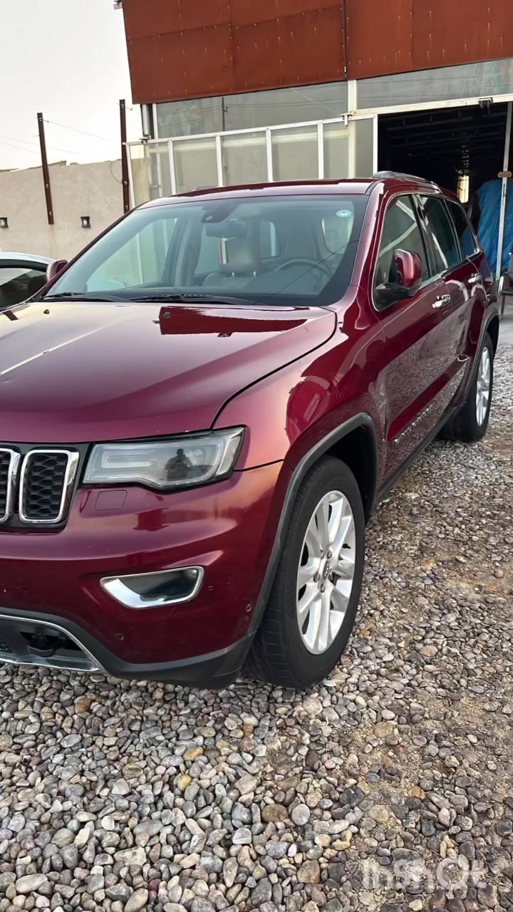 السلام عليكم

...اليكم 👇👇

جيب لمتد خليجي
Jeep Limited Gulf
... وكاله عامه  
...مكينه 3600 
...6 استندر
...بنورما خزن نيموري
...كشنات جلد
....5 ..راكب..سياره جكات تصعد وتنزل
...عنواننا ..واسط طريق حي كوت
... قرب الكليه الجامعه الاهليه 
...للتواصل ..رقم وتساب 👇👇
...***********
...***********
