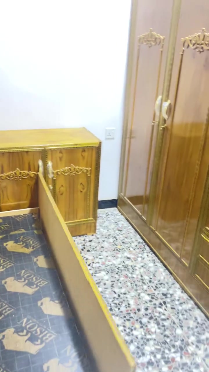 غرفة نوم • غير مستخدمة • بغداد الشعله