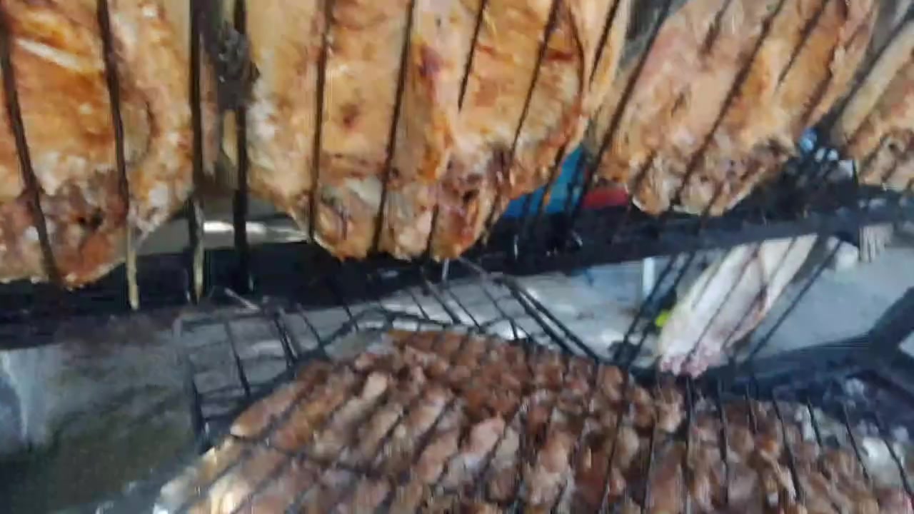 بسم الله والصلاة والسلام على رسول الله 
عنوانا بغداد حي الجامعه قرب اسواق الخير بشارع جامع الخير أو ثانوية الخضراء للبنات للحجز واتس اب ***********
توجد خدمة توصيل لجميع بغداد 
تم توفير الأسماك
سمك حي 
سمك جري وسط وناعم 
سمك زوري 
جميع الأسماك قلي وشوي
