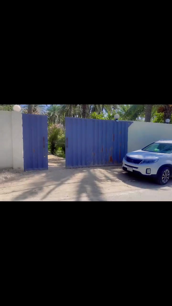 دونمين للبيع كربلا الحسينيه. قبل سوك العطيشي.  بلقرب من  مجسر عبد الواحد.   كافه الخدمات متوفره.   تبعد ع الشارع العام او  نهر الحسينيه ٣٠٠ متر.   واجه الارض ٤٣ متر.   تصلح للسكن. او. مكان ترفيهي.   للاستفسار. الكثر. وباقي التفاصيل ***********
