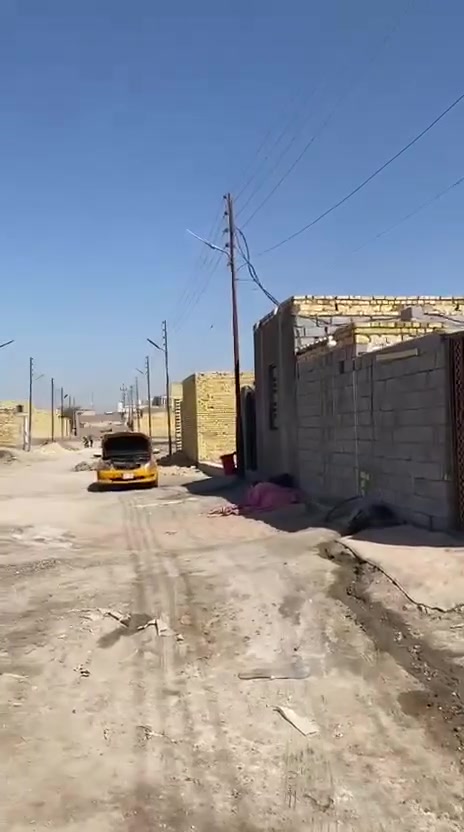 السلام عليكم  قطعه ارض زراعيه خلف المستسفى التركي 100 م اريد اعرضه للبيع بسعر 20 وبيه مجال الشراي تصل ع الرقم 👇👇 
***********
