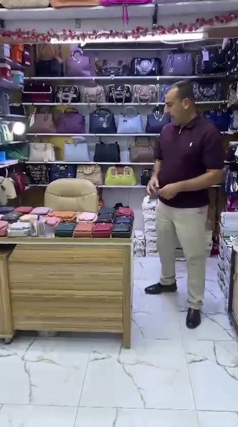 يسعد مسائكم بالخير زبائنا الكرام 
كل ماهو جديد ومميز تجدونه لدى احذيه وحقائب علاء 
أرقى انواع الجزادين موديلات تجنن بسعر 5 فقط 
الألوان والاشكال في المقطع كميات خير من الله 
للحجز مراسله البيج او واتساب ***********
توجد خدمه توصيل داخل القضاء وجميع محافظات العراق 
العنوان ديالى المقداديه حي المعلمين مجمع العطافي داخل القيصريه مجاور عطاريات ابو شهد وصيدلية الهلال
