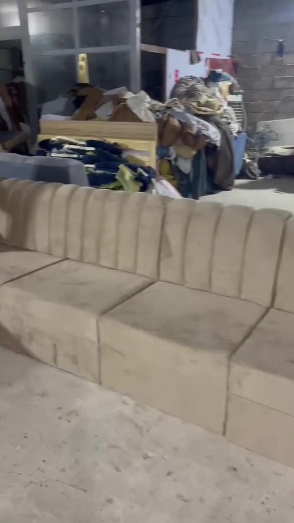 ع بركت الله تم انجاز اعداد كبيره من الدواوين واالاتخم والكاونترات بأيدي مهره وتوجد أغراض منزليه أخرى في المزاد الكائن في الشهداء مقابل مركز الباشا للتسوق *********** وكل الهلا بيكم
