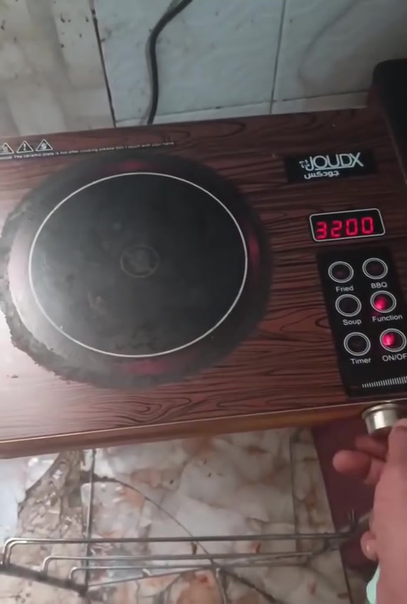 جهاز طباخ الإلكتروني كهربائي نوع جودكس درجه الحراره 3.500 الباب الاول وليس التقليد اخذته ب45 
نظافه 95 
اريده 30 الف 
واتساب ***********
