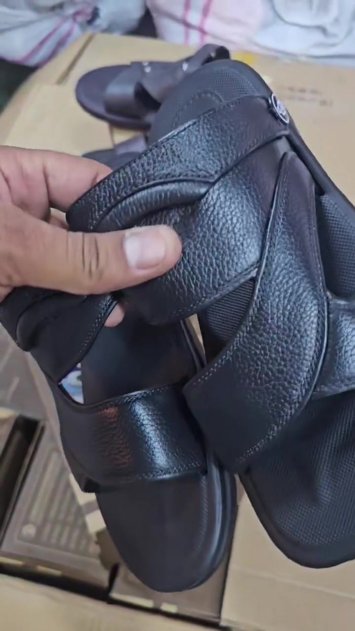 شحاطه جركز  طبيه خفيفه 
عرض خاص السعر القطعه ب 5 
فقط العنوان بابل المسيب سوك المسكف 
توصيل الكل العراق ٥ 
قياس من ٤١ الحد ٤٥
