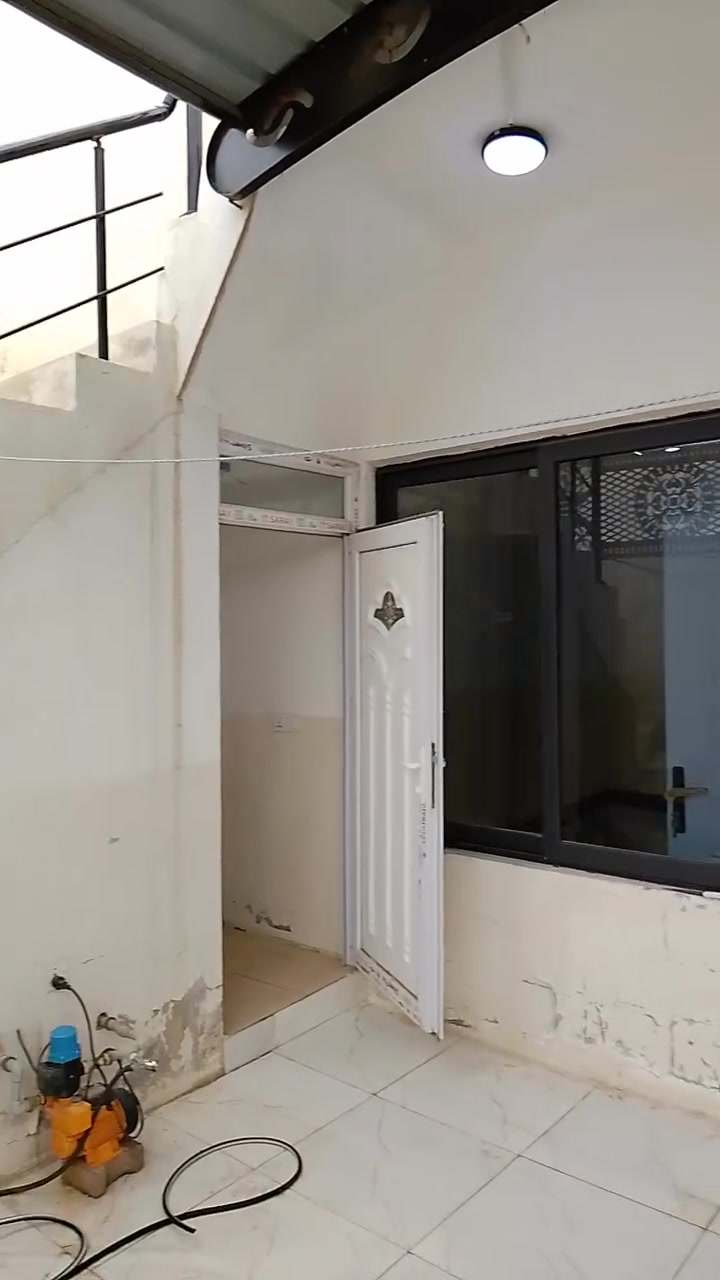 حي بدر • ١٠٠م • قفل