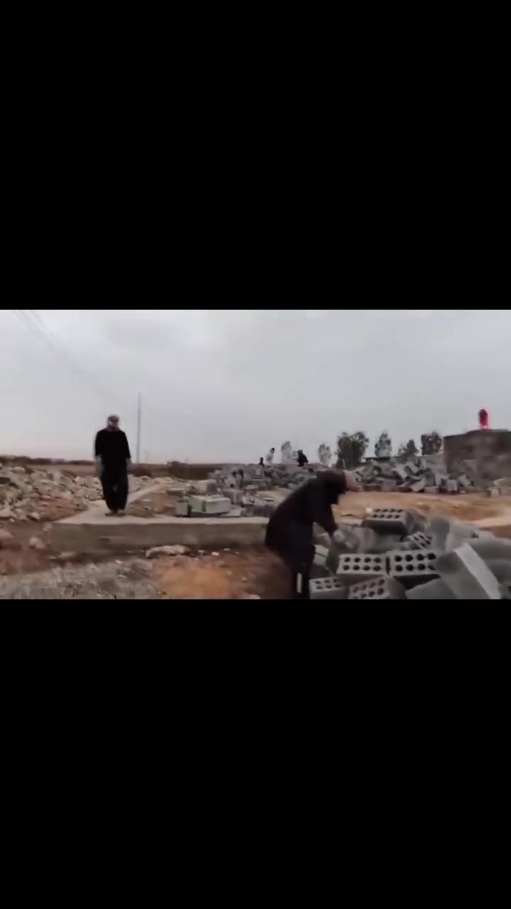 سلام عليكم خلفات بناء بلوك فرمستون شغل درجة اولى والالتزام بالمواعيد كربلاء واتساب أو اتصال ***********
