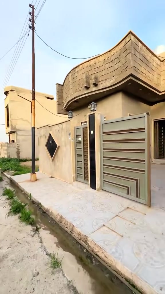 🏡 بيت للإيجار – حي الكندي٢

📍قرب مولدة الجود 
📐 المساحة: 150 متر

يتكون من:
🛏️ غرفتين نوم
🛋️ استقبال
🍳 مطبخ
🚿 صحيات
🚗 كراج
🌿 بيتونة وحديقة بصف البيت وتابعة له

✨ موقع هادئ ومناسب للعوائل.

📞 للاستفسار والتواصل:
مكتب ركن الديار
📱 ***********
***********

🏠 عندك بيت أو عقار للبيع أو للإيجار وتريد تعرضه؟
تواصل ويانا، ومكتب ركن الديار يتكفل بعرض عقارك وتسويقه.

#مكتب_ركن_الديار #عقارات_الموصل #عقارات #بيوت_للإيجار #بيت_للإيجار #حي_الكندي #الموصل #بيوت_الموصل #عقارات_نينوى
