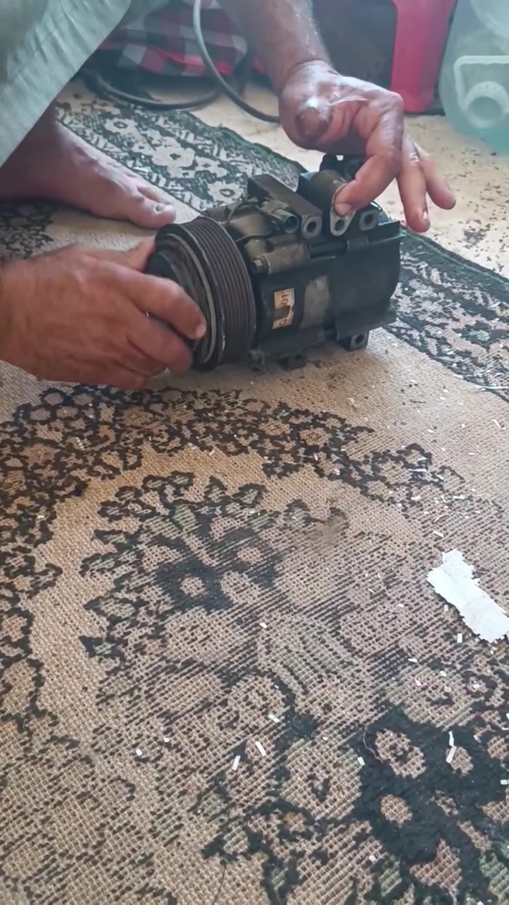 السلام عليكم كمريسر تبريد ستاركس تريدها مفتوح ترهم وللمسكر ترهم  شغاله فول واحد على واحد السعر 125الف خصم  مكاني بابل الحمزة الغربي للاتصال ***********

