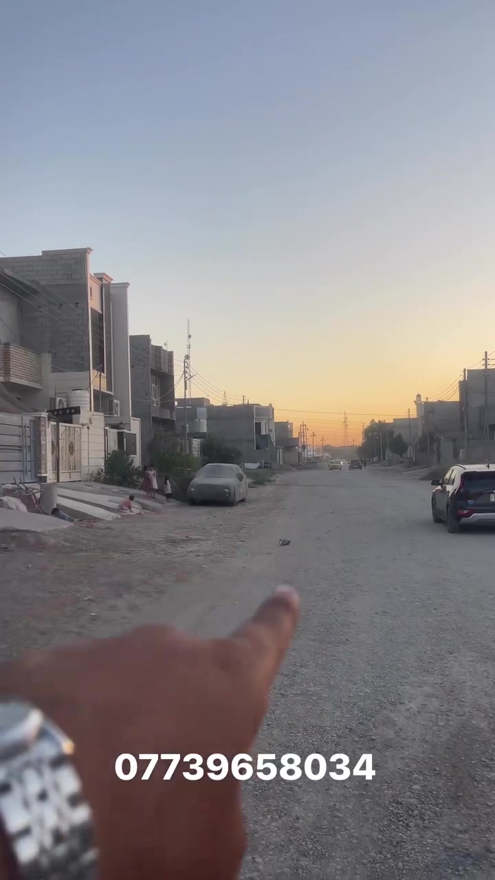 بعد توكل على الله
للبيع 100متر طابقين 
طابو ملك صرف 
شارع 20متر الرئيسي 
خدمات ماء وكهرباء ومجاري وسبيس 
بشارع جامع عمر ابن عبد العزيز 
تفاصيل داخل فيديو
***********
