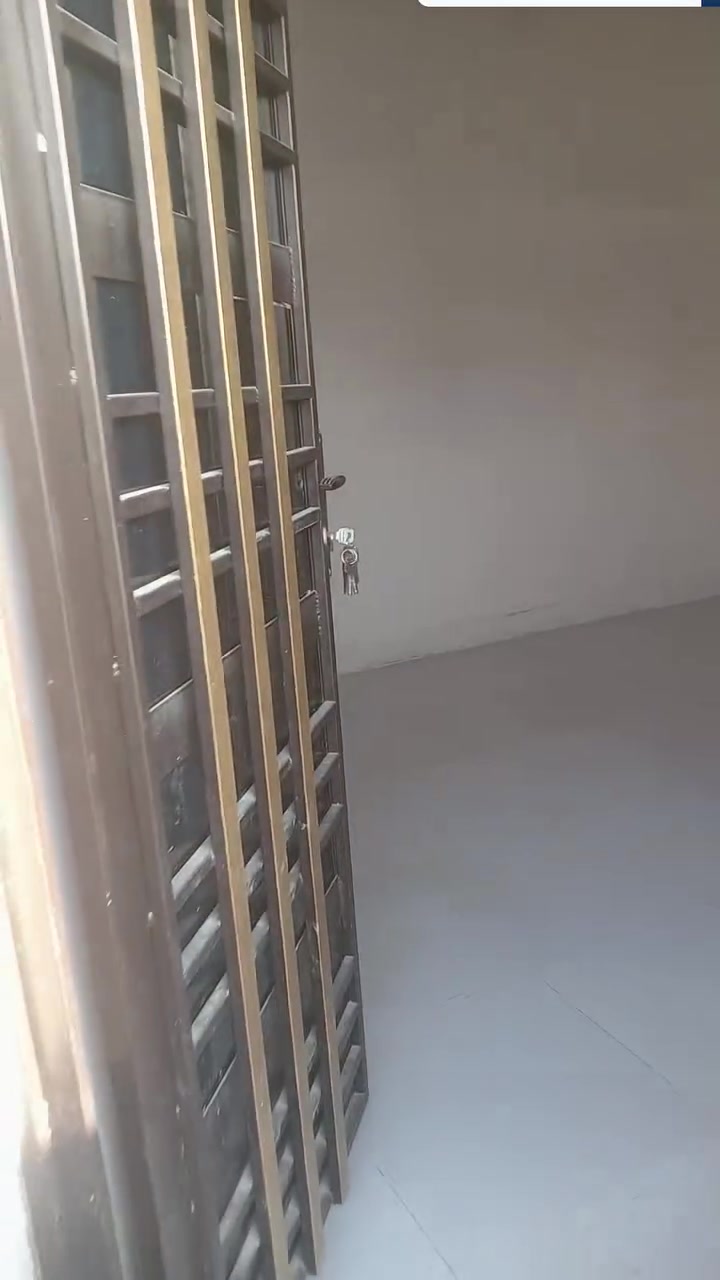 مشتمل للبيع مساحه ١٢٥م ٤غرف بطحي وعلى حديقه وركن الفلوجه الشهداء خلف عماره الجنابي مباشرة السعر ١١٣مجال بسيط للتواصل *********** بي واتساب
