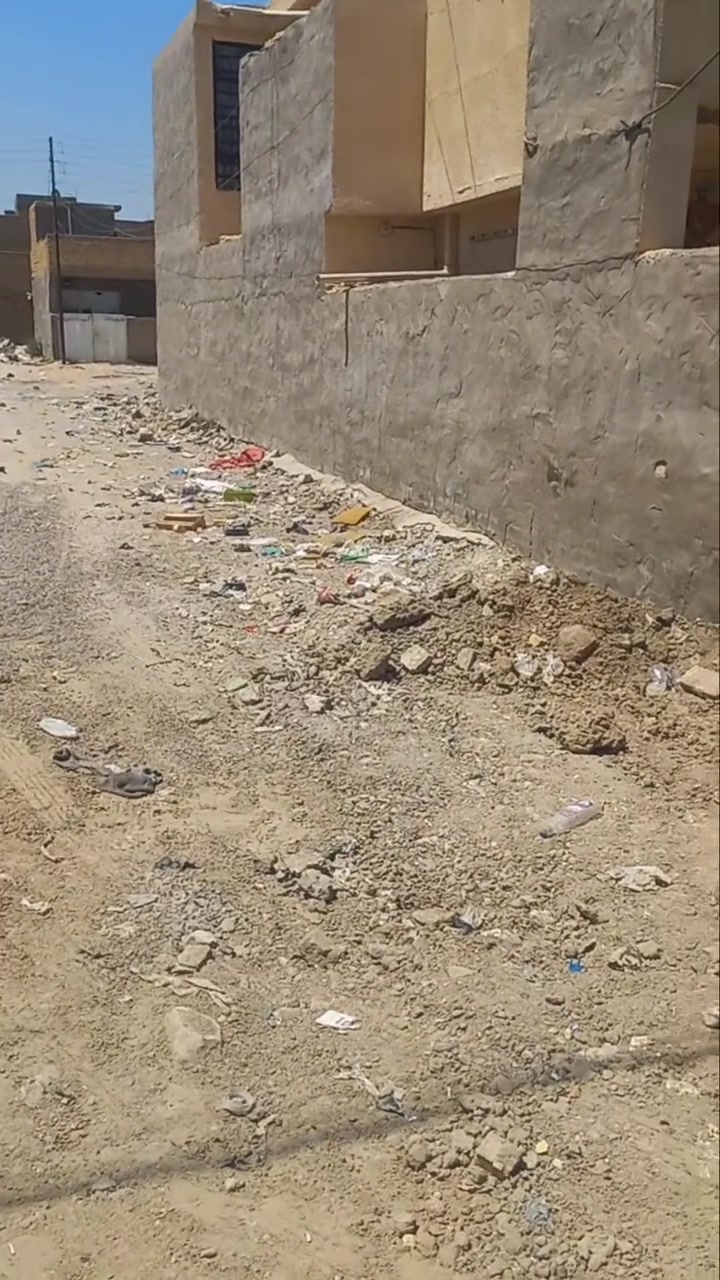 @الجميع  في بغداد سبع البور طابو صرف على طابو الكاظميه في ساحه عدن
قطعه100متر5x20 رقم القطعه12548بنص المنطقه ميحتاج خطوط طلاب ولا تروح بسياره للسوك كلهن يمك بأسمي السند تريد قطعه تريد مشتمل تسليم مفتاح
للتفاصيل  اكثر ملاحظه تكدر تسحب عليها قرض الاسكان
***********واتس
***********
