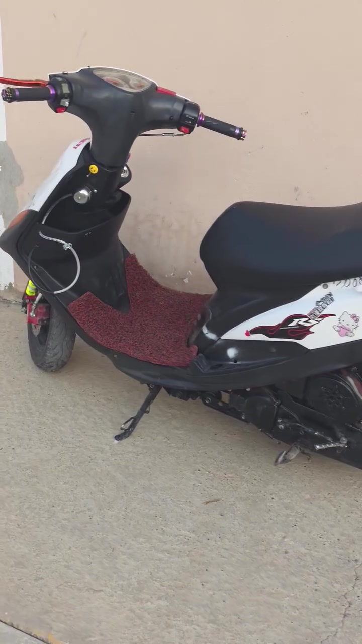 ماكس عدلة • بوشه 49
