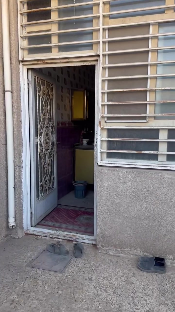 سلام عليكم بيت 200لبيع زراعي سند 25شارع مطار شارع سبيس البيت بناء  بل2019 صب ￼كونكريت طابوك نهروان ￼
