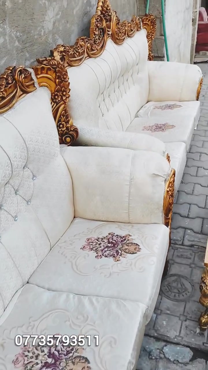 تخم قنفات ملكي مصري للبيع 
بغداد العماري قطاع ٥
للاستفسار اتصل على الرقم ( *********** )
