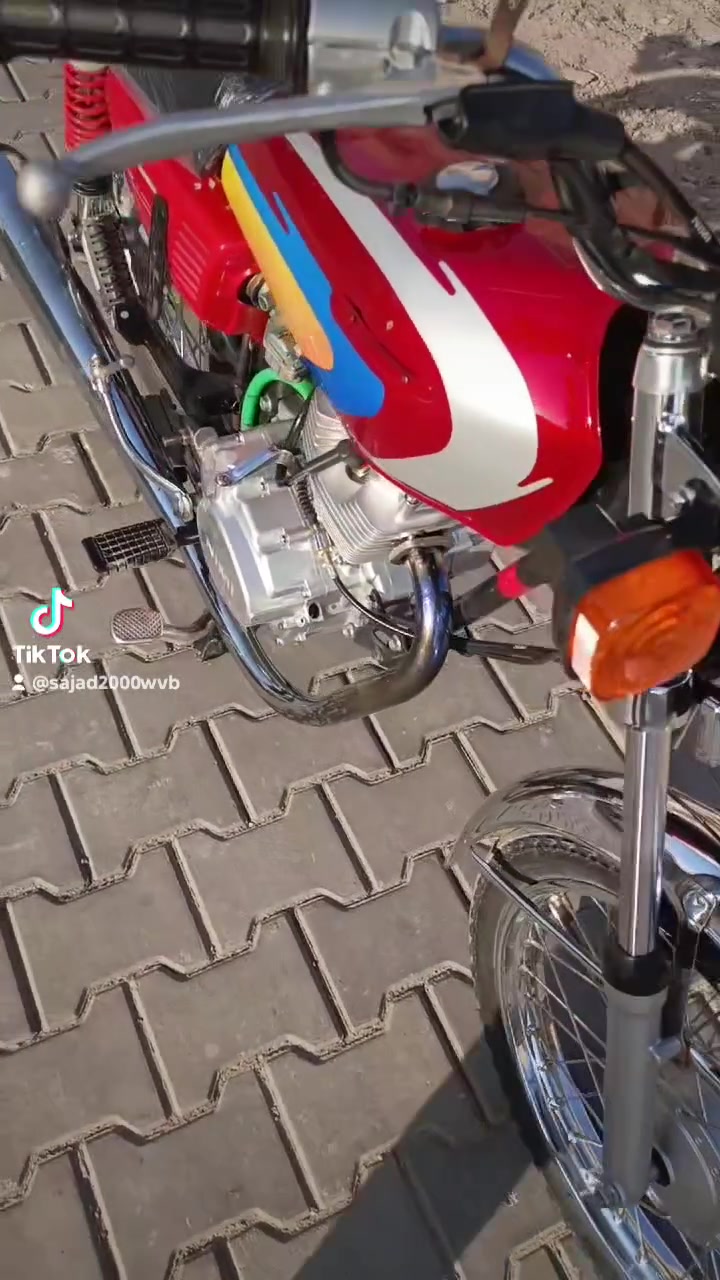 السلام عليكم دراجه 27 للبيع اوراقها نظيفه سعر 700 وبيها مجال شرايد اتصل على الرقم***********
