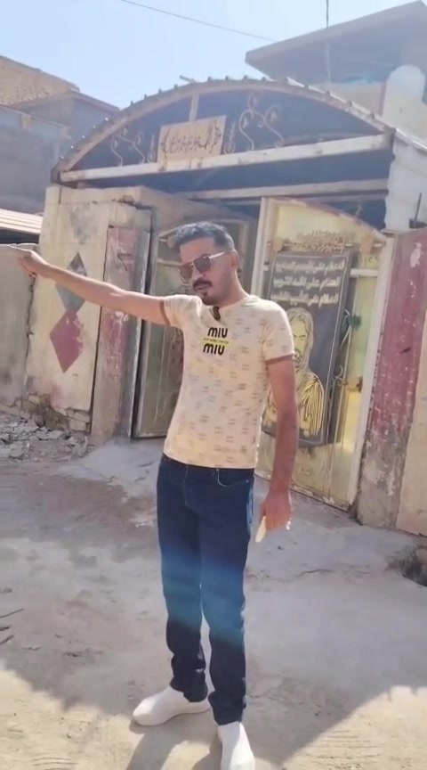 يعلن مكتب بركات الزهراء  بيت مساحه180 العنوان خلف محطه الاضواء الفرع الأول رابع فرع عله آيدك الأيسر السعر 105وبي مجال جنس العقار طابو زراعي سند25 بيت مرتب***********
