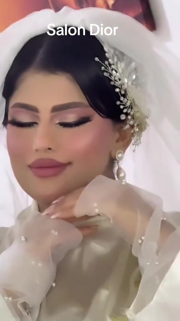 صاألون ديور🎀 للحجز ***********🎀
