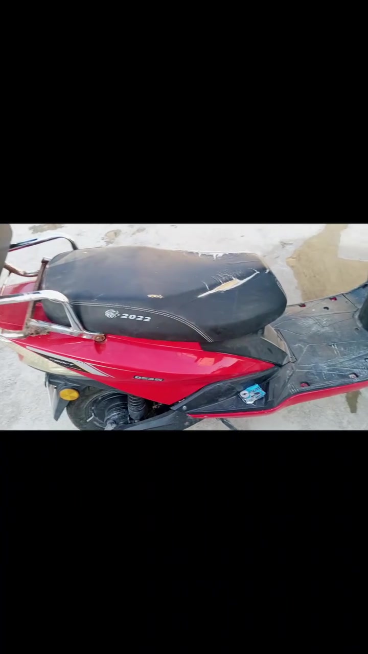 للبيع شارح كلشي بفيديو سعر ١٥٠ وبيه مجال شويه 
***********
