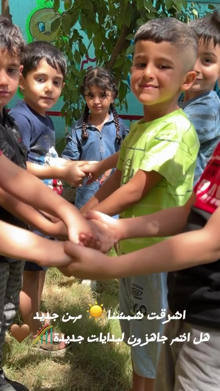 روضة ماما زينب 
| 2026–2027 👑✨

🎓 التسجيل مفتوح الآن!

مو مجرد روضة… 
نحن نصنع طفلاً واثقاً
متعلماً ومبدعاً. 🤍

📚 برنامجنا التعليمي:
العربي • الرياضيات • الإنگليزي  • العلوم • الإسلامية • الفرنسي
✨ الأخلاق والإتيكيت و المنتسوري •  اضافه لدرس التايكوندو
🎨 ورش وأنشطة مميزة

🌟  تدرس روضتنا 3 مناهج باللغة الإنگليزيه  ضمن برنامجنا التعليمي.

💎 خبرة أكثر من 15 سنة
لسنا الوحيدين… لكننا المبدعون دائماً. 👑
 
📍 الجوادين – شارع المحكمة القديم
📞 ***********
