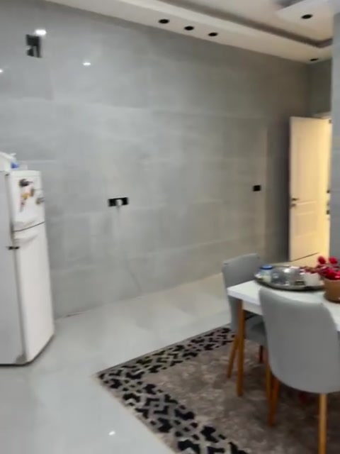 مجمع النخيل • ٢ غرف • سبليت