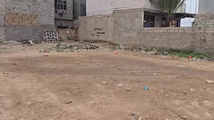 النهروان بغداد • أرض • داخل البناء