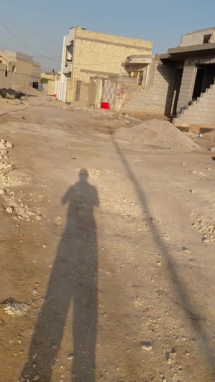 السلام عليكم بيع مستعجل
قطعة ارض مساحة ١٠٠ متر موقعهة بالسياسين الزراعي السعر ١٨ مليون وجه ٥متر ونزال ٢٠ متر كافة الخدمات متوفرة اي استفسار اتصل ***********
