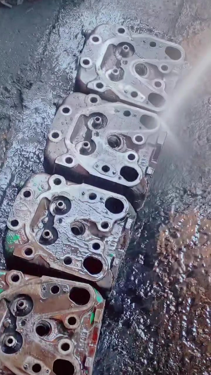 السلام عليكم ورحمه الله وبركاته يعلن محلات المندلاوي لتصليح كافه انواع الكورات ديزل وبأسعار تنافسية الأسعار والجودة العالية في العمل مع ضغط جميع انواع الكورات وتبديل كافة أنواع البوش ويوجد لدينا كادر للعمل الموقعي يعني لادوخ ولا تحتار كل ماعليك تتصل بينه والباقي علينه ***********عبدالله المندلاوي ✅
