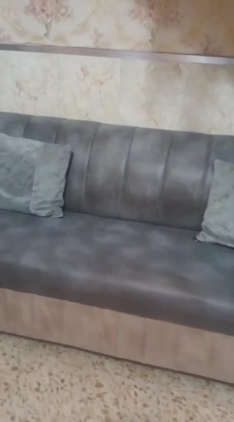 تخم ديوان جديد مامستعمل هواي مابي اي ضرر سعره 250 وبي مجال التواصل مع هاذا الرقم ***********

