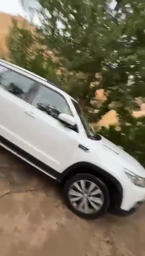 سلام عليكم..
شانجان cs95
الموديل: [20]
📌 اللون: [ابيض]
📌 العداد: [140الف]
محرك 2.0 Turbo
* 💪 233 حصان
* ⚡ 360 نيوتن.متر
* ⚙️ قير أوتوماتيك 6 سرعات
🛞 دفع رباعي 4WD – BorgWarner
مواصفات كثيره اهمها:-
مراقبة النقطة العمياء
• تحذير مغادرة المسار
• مثبت سرعة متكيف
• تحذير الاصطدام الأمامي
• مكابح طوارئ أوتوماتيكية
• حساسات أمامية وخلفية
• كاميرا محيطية 360°
• مراقبة ضغط الإطارات TPMS
• مساعد صعود ونزول المرتفعات
أما بالنسبة للترفيه والتكنولوجيا، توفر هذه السيارة خيارات متنوعة من المزايا: نظام ملاحة, مقاعد جلد،فتحة سقف بانورامية،8 مكبرات الصوت
الملاحظات:-
ضربه بالباب خلفي تتعدل بارد وجاملغ خلفي
مع تكحيل بسيط 
الباقي كله مكفول
المكان: كربلاء 
💰 السعر: [130 وبيهه مجال]
📞 للاستفسار والتفاصيل واتساب ***********

