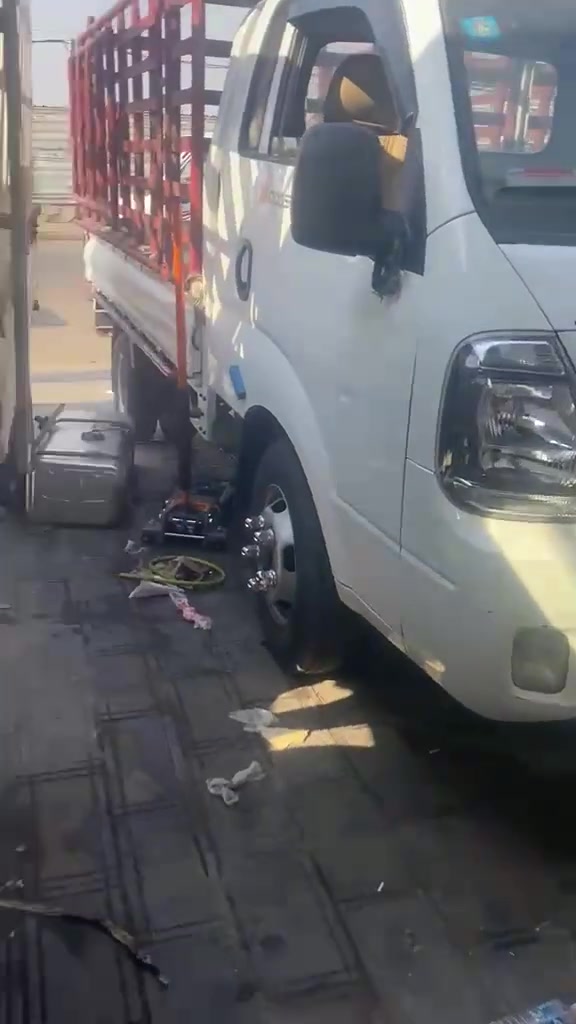 اي استفسار بالارقام الموجود بالصورة
