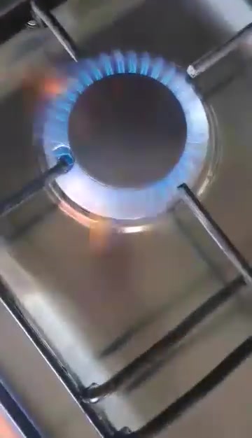 فقط المناطق بغداد 🔥 طباخك تعبان؟ نار ضعيفة؟ أو مليان دهون؟
احنه الحل لكل مشاكل الطباخات 👌
✨ نقدّم لك كل الخدمات بمكان واحد:
✅ تنظيف عميق يخليه يلمع
✅ تصليح جميع الأعطال
✅ تقوية لهب الطباخ 🔥 (نار قوية تفرّح)
✅ تبديل قطع أصلية
✅ خدمة سريعة لباب البيت 🚚
👨‍🔧 شغل مضمون وفني خبير يخلي طباخك يرجع مثل الجديد وأحسن!
📞 احجز هسه وخلي راحتك علينا ***********
