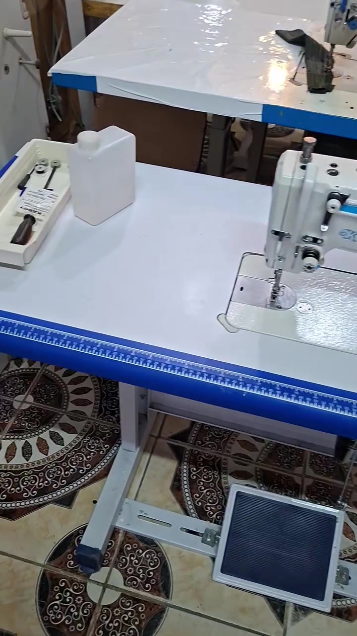 مكينه فقط منصوبه ابد ممشتغله اتخبل واصليه
وسعرها مناسب 315 الف فقط 
اتخيط كل الاقمشه ضمان سنه بيها 
متوفر توصيل لكافه المحافظات 
للحجز واتساب *********** / ***********
