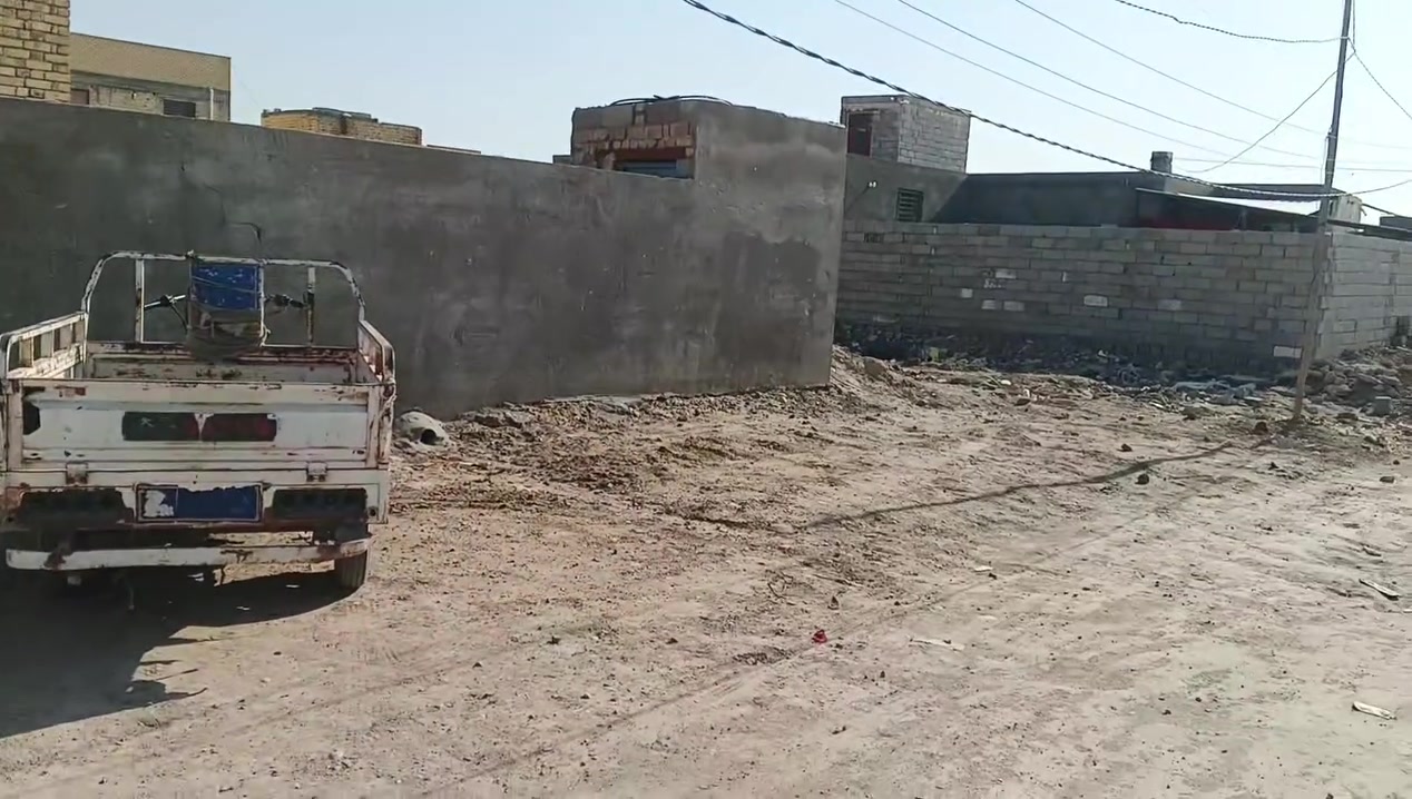 بيت للبيع • حي الصدرين • قريب حولي