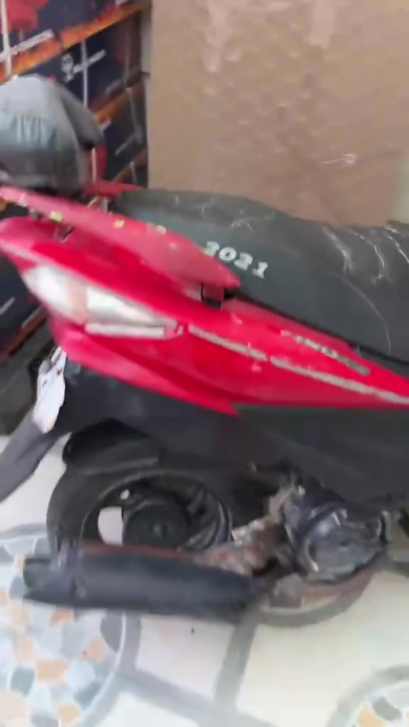 اخوان ماطور ماكس سكنس .
السرعه 120 .
المواصفات .
مابي شرط.
السعر .350 وبي مجال .
شراي يجي خاص .
هاذا رقمي ***********.
