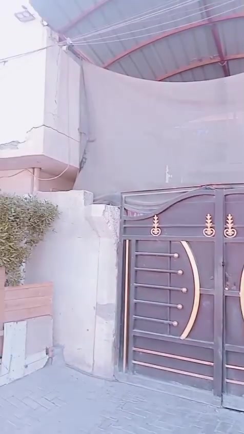 سلام عليكم عندي بيت مسلح طابو زراعي مساحه ١٨٠متر حي طارق شيشان شارع المدارس اكبال ابو صادق المضمد سعر٩٠وبي مجال *********** ابو علي

