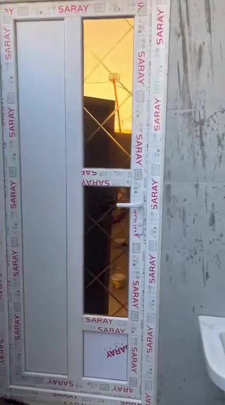 سلام عليكم بيت الايجار بناء حديث البيت غير مسكون
مساحه البيت 120 يحتوي البيت 
غرفتين وصاله ومطبخ وصحيات داخليه خارجيه ستقبال طارمه مسافه عن تبليط 
يجاره 400 قفل ملطلوب عائله زغيره 
مكانه المهديه قريب الشموخ الاوله
كروب يجارات 👇👇👇👇👇
https://chat.whatsapp.com/IRn7zMUoIddHLe6tiKNQvQ?s=sw&p=a&ilr=0
‏‪***********‬‏

