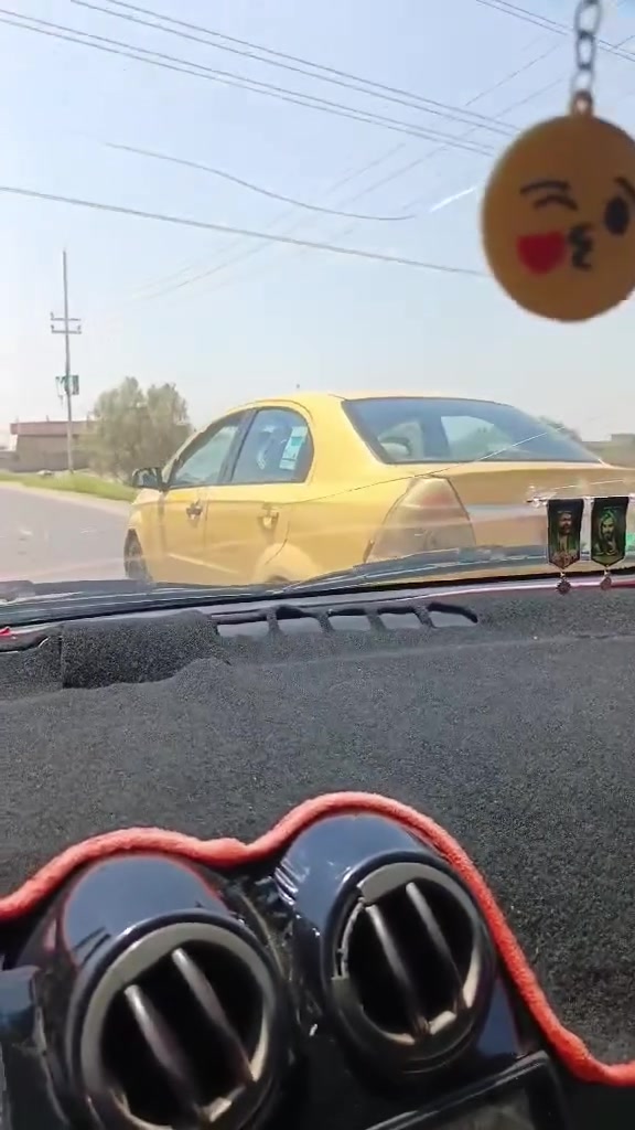 افيو موديل ١٠ سنويه ال ٢٧ مصفره هئيه وغرمات وخط وبحث وصاحبه بناصريه يريد تحويل 
مكينه مسكر كير عادي 
شراي يتصل وبي خير ويددالل  *********** مكاني شطره
