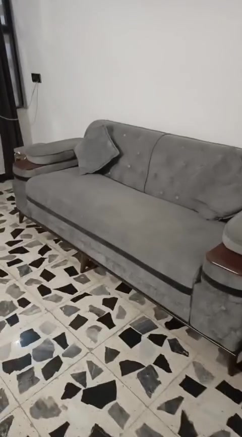 سلام عليكم تخم عشر مقاعد سعر خاص ***********
