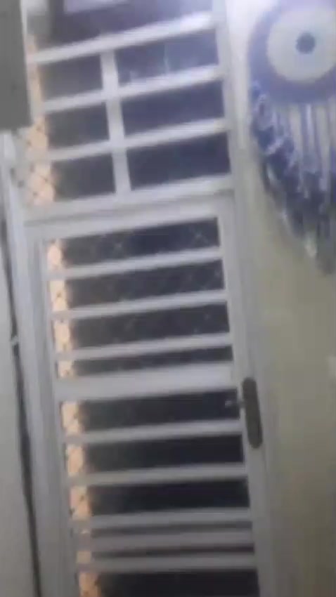 بيت للبيع نظيف مساحته 85 متر في مدينة الصدر الدسيم سعره 55 هوه والكاونتر والغساله و2 تانكي مي وماطور والمغسله بي مجال بسيط