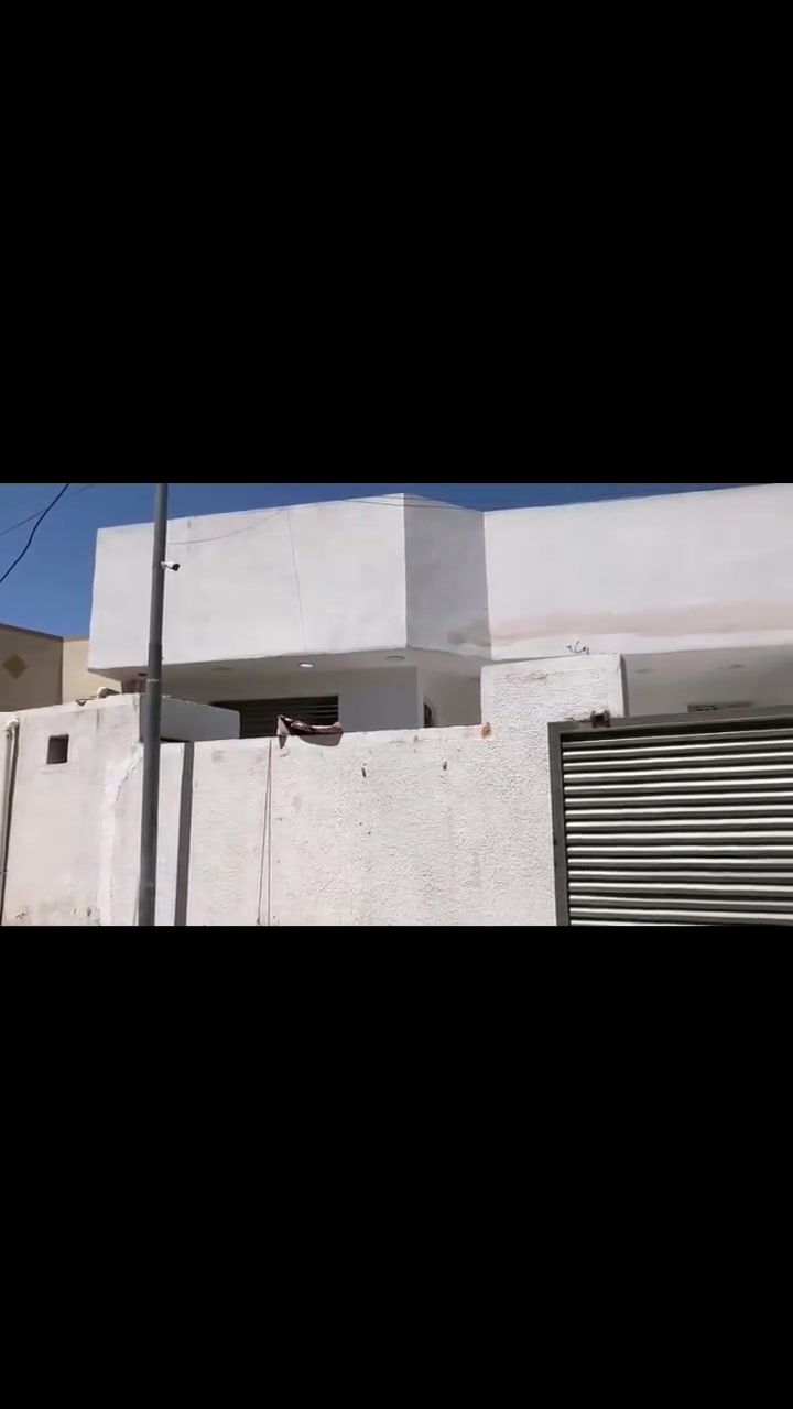 كما عودناكم دائماً على تقديم الأفضل، نطرح بين أيديكم عرضاً جديداً:

دار للبيع طابو زراعي سند 25  طابق واحد يحتوي على غرفتين 

الموقع تقاطع العلويه شريفة سلام الله عليها  كافة الخدمات 
وسعر مناسب بلنسبه لرنج المنطقه 

​للاستفسار اكثر  التواصل معنا عبر الاتصال  ***********
