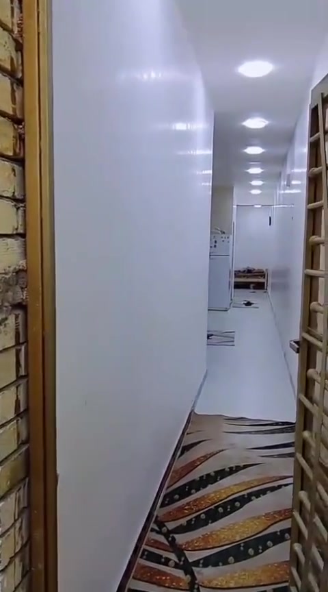 دار للبيع زراعي عقد ٢٥ جديد ١٠٠ متر الواجهة ٥ النزال ٢٠ طابقين الطابق الاول استقبال ومطبخ وغرفة نوم  وحمامات والطابق الثاني غرفتين نوم وصالة كبيرة وحمامات بورسلين وسيراميك وبياض فقط الطابق الثاني نقص كاشي
سطح اشتايكر 
صار 3اسابيع من كملت البيت كامل ومرتب 
تسليم مفتاح 
السعر 153 وبي مجال بسيط
للاتصال 
***********
عنوان الدورة زراعي الاثوريين قرب مسجد قباء

