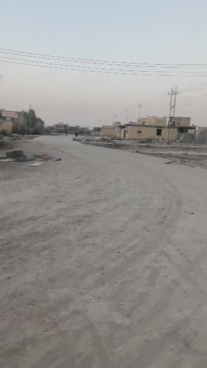 قطعه لبييع مساحة ٢٠٠ متر زراعي قريب عله شارع ٣٠ ناحية فضليه شارع ٤٠ خدمات ماء كهرباء شارع وتصال عله رقم *********** وتصال عله واتساب سعر ١٠

