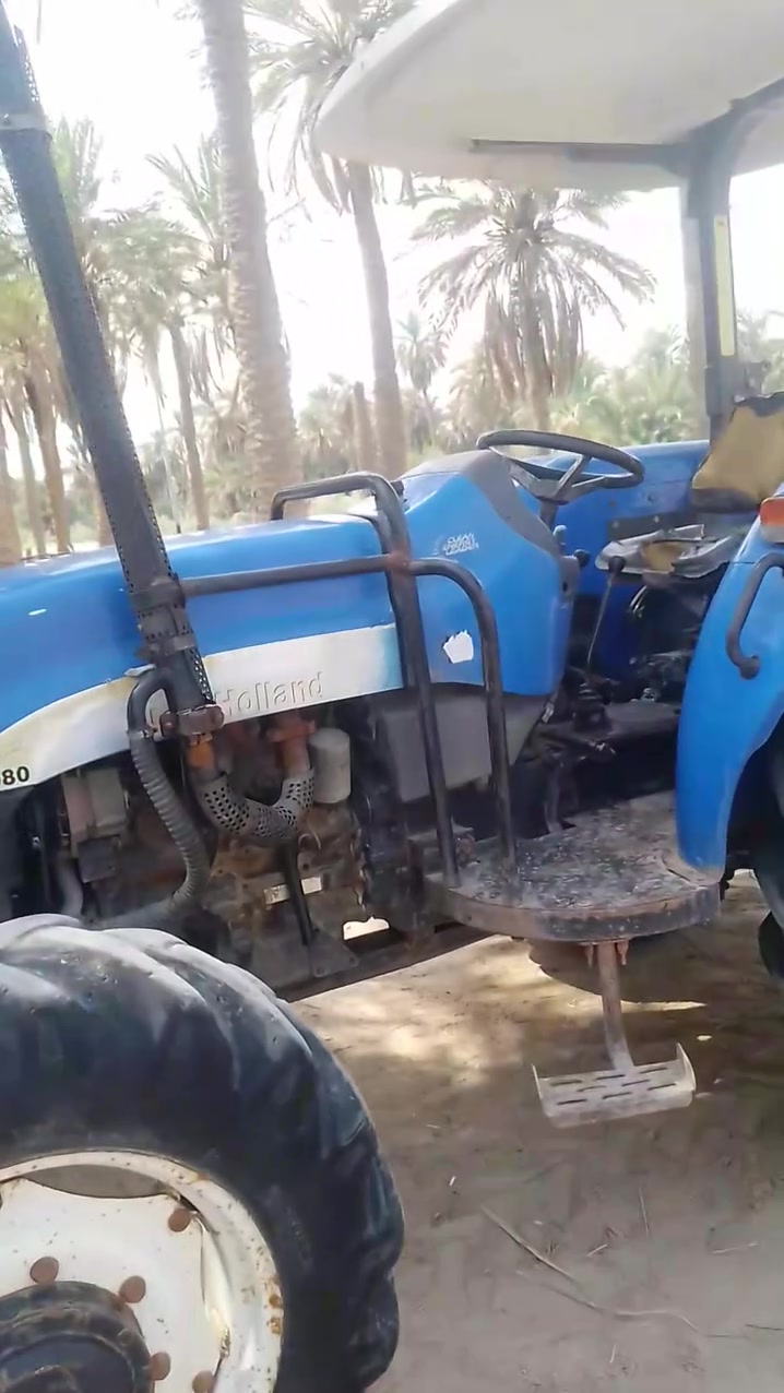 مكينه نيو هوالند 80البيع موديل 16 المكان ذي قار ***********
