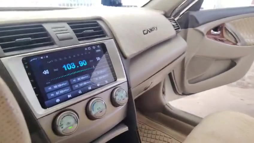 كامري 2010 خليجي سعودي فول مواصفات اربيل دولي سنوية لل2030 بيها شبر براس الجاملغ وشبر براس البنيد اثر طخة بسيطة وبيها تقشير قليل بالقمارة ؟جاهزة من كلشي السعر110$ قفل او مراوس حسب القناعة الاتصال بالرقم ***********/مكان السيارة الموصل النمرود قرية الجرف
