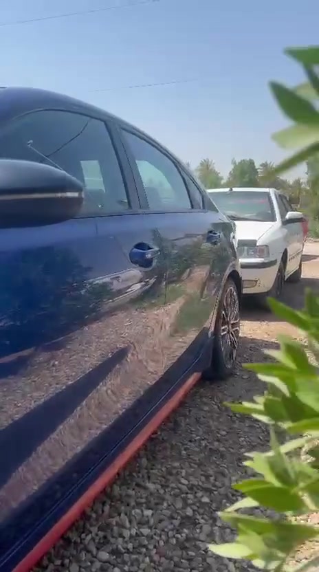 السلام عليكم بيع او مراوس كوري فقط حسب القناعه السعر 130 وبيه مجال  فورتي سيراتو موديل 2021 جيتي  لاين اعلى موصفات بل فورتي بصمه ابواب بصمه تشغيل تبريد قطعتين حساسات امامي خلفي رادر جانبي وامامي شاشه تحكمات شفتات تبريد تدفئه كشنات كامرات مري السياره بيه هواي موصفات رقم بغداد انكليزي سنويه وهزه وأرقام  جدد السياره محرك 2000 تيربو طياره بدون دوانز على بانزين العادي شرط الفحص بيه بنيد رش وبيه باب السايق مبدل بدون عابر بدون ضرر عابر بدون دواخل كير محرك حداديه تخم تاير قبل سبوع تبريد كله جاهزه السياره عندي سونار وعندي مقطع فيدو للسياره راسلني ادزهن الك مكانه ديوانيه المركز 
***********
*********** متوفر واتساب

