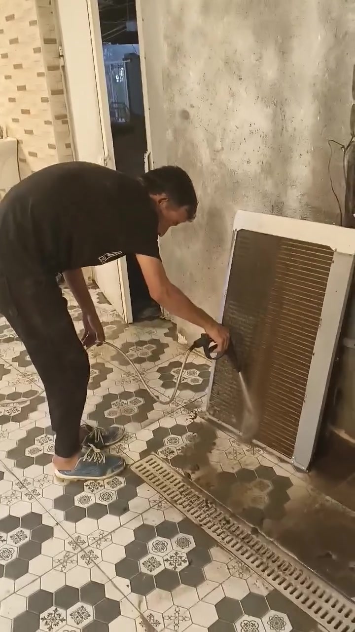 نصب سبالت غسل اي شي يخص سبالت  شحن غاز تصليح ليك اي شي يخص سبالت اتصل ع رقم وتدلل ***********
