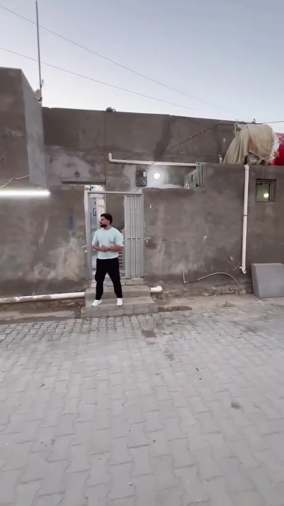 بيت للبيع زراعي اقرار محكمة 📈

📍زراعي حي ناضم 
البناء عكاده 

المساحه ١٠٠متر 
واجهة١٠
نزال١٠

البيت يتكون من 

غرف عدد(٢)
صاله 
استقبال 
مطبخ 
صحيات داخليه وخارجيه 

السعر ٥٥ مليون وبي مجال بسيط 

📞 للاستفسار والتواصل: يمكنكم المراسلة عبر الخاص، أو الاتصال/واتساب على الأرقام التالية: 👤 أستاذ حسين: *********** 👤 أستاذ مثنى: ***********

📍 عنوان المكتب: نزلة الجسر - من جهة الجربوعية - مقابل مجمع صادق آل مطشر. ✨ مستعدون لعرض كافة عقاراتكم وتسويقها بأفضل صورة.
