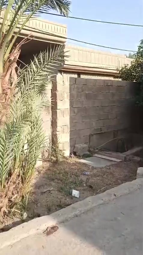 بيت للإيجار • ٤٢٠م • قرب جامع حسين شلش