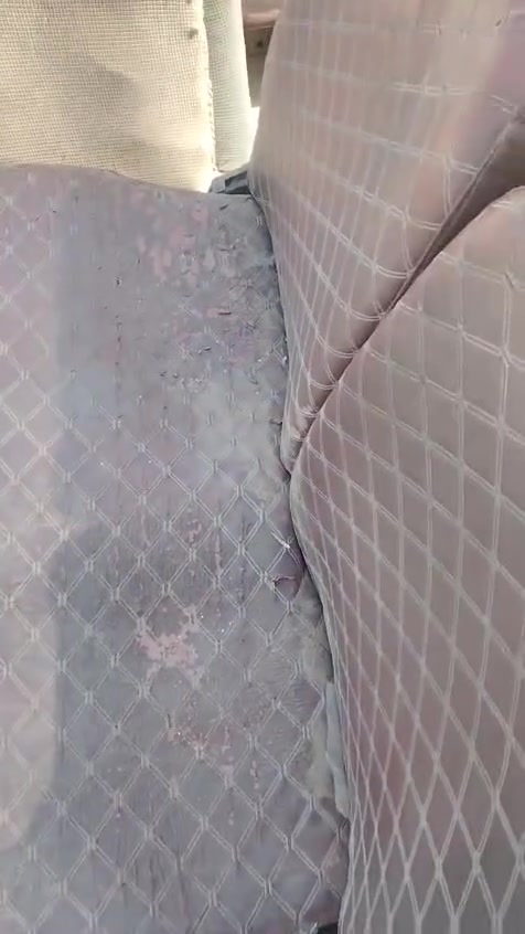 ***********
